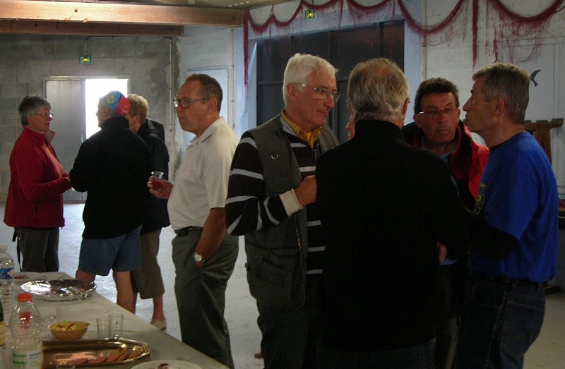 2012-06-07 33 Toujours en discussion.JPG